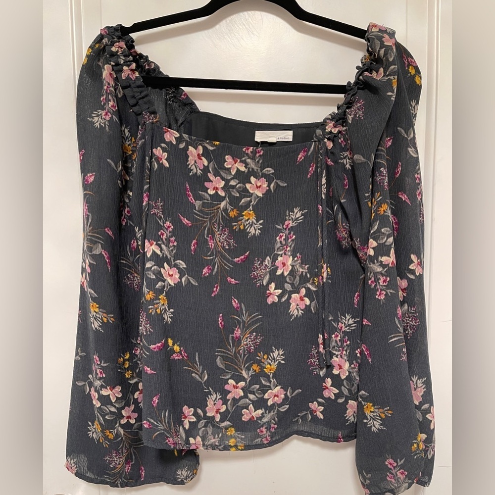 June & Hudson Gray Floral Blouse Long Sleeve Boho Top Whimsigoth Academia Small